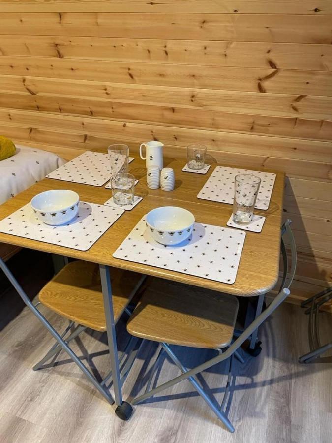Apartamento Glamping Pods Milngavie Exterior foto