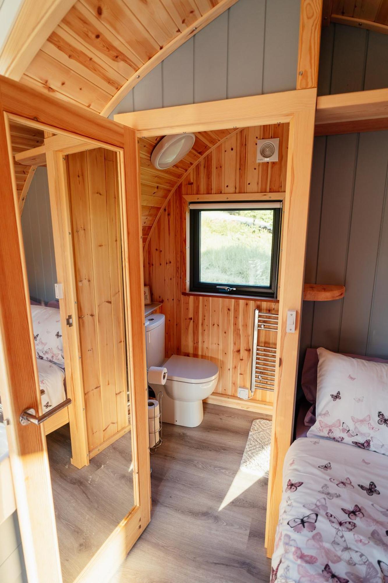 Apartamento Glamping Pods Milngavie Exterior foto